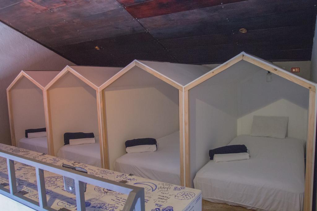 Somos Hostal Antigua Exterior photo